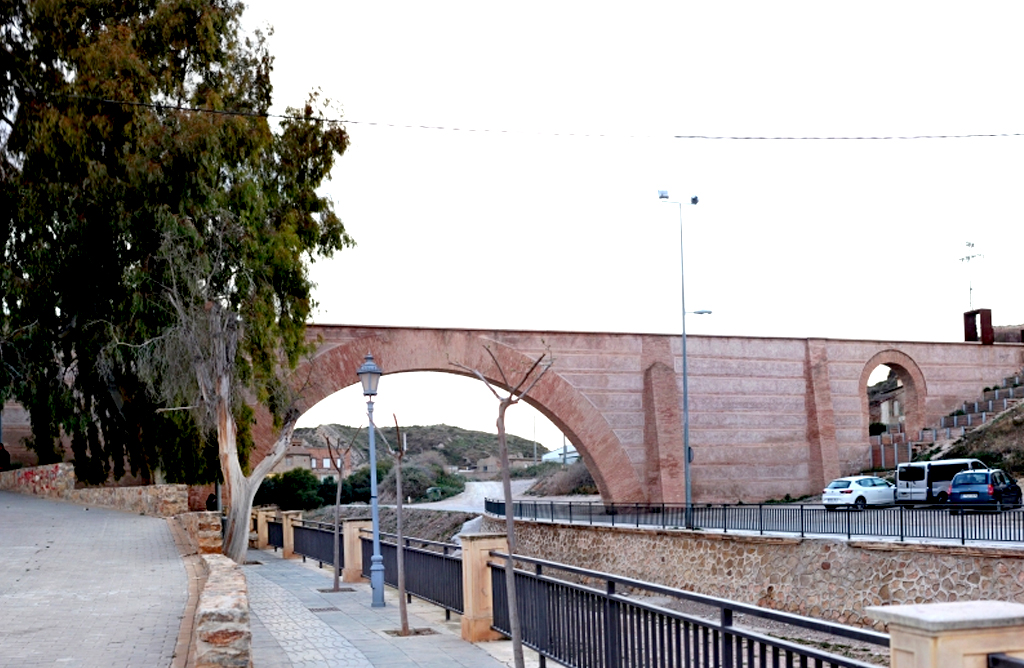 Más de 33.000 euros para restaurar el entorno del Arco de las Ollerías y la Fuente de San Pedro